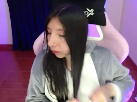 ScarlettShirahoshi online show from 09.24.25