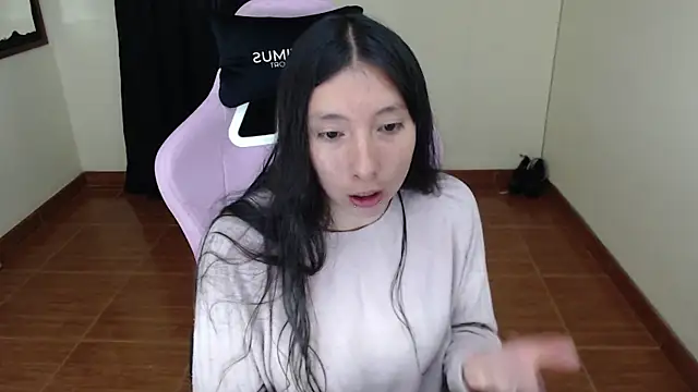 ScarlettShirahoshi online show from 10.01.25