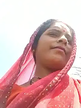 Snapshot of Mohini-xx chatting on 09.10.25 Mohini-xx online show from 09.10.25