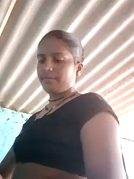 Snapshot of Mohini-xx chatting on 09.29.25 Mohini-xx online show from 09.29.25