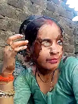 Snapshot of Mohini-xx chatting on 09.30.25 Mohini-xx online show from 09.30.25