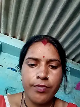 Snapshot of Mohini-xx chatting on 10.15.25 Mohini-xx online show from 10.15.25