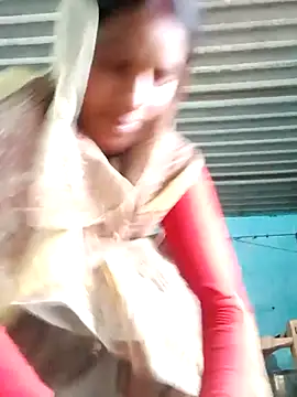 Snapshot of Mohini-xx chatting on 11.06.25 Mohini-xx online show from 11.06.25