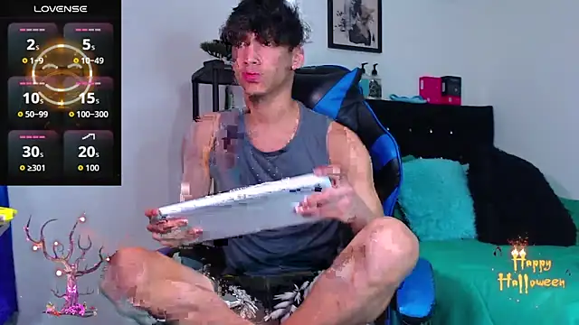 Gael Jones online show from 10.29.25