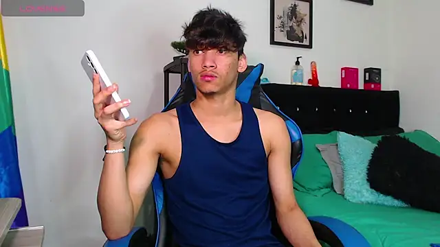 Gael Jones online show from 11.03.25