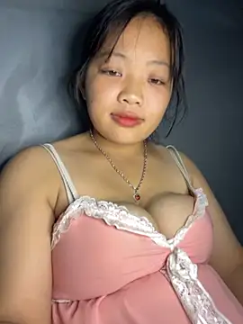 Lyrasss online show from 10.17.25