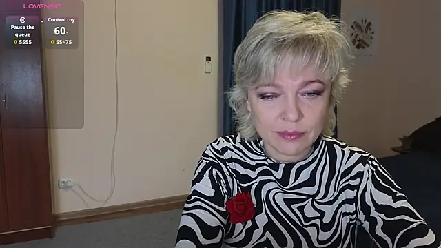 Rosette Pricky online show from 10.26.25