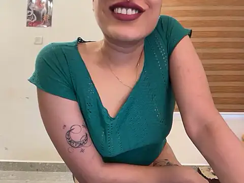 LucytheDevilQueen online show from 12.18.25