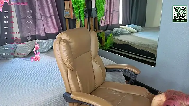 Snapshot of exxxcore_ chatting on 10.15.25 exxxcore online show from 10.15.25