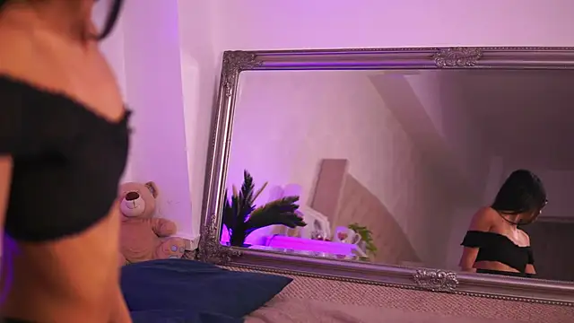 ChloeObril online show from 09.23.25