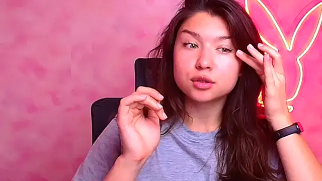 Snapshot of Sandra_Curly chatting on 09.13.25 Sandra Curly online show from 09.13.25