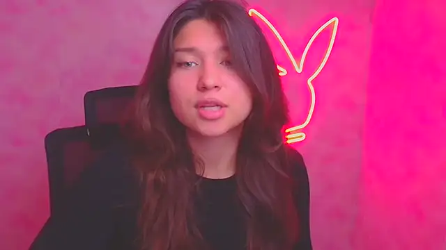 Snapshot of Sandra_Curly chatting on 09.27.25 Sandra Curly online show from 09.27.25