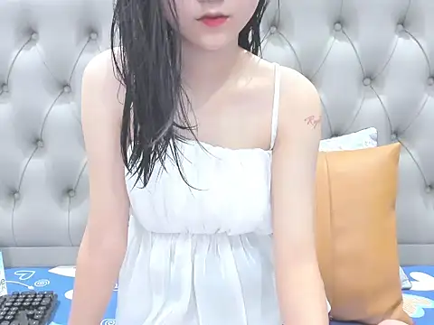  ly   online show from 10.06.25