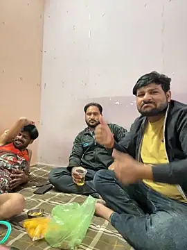 Snapshot of DeepakFucker01 chatting on 11.16.25 DeepakFucker01 online show from 11.16.25