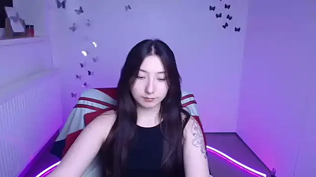 Snapshot of ScarlettVibe_ chatting on 09.20.25 ScarlettVibe online show from 09.20.25