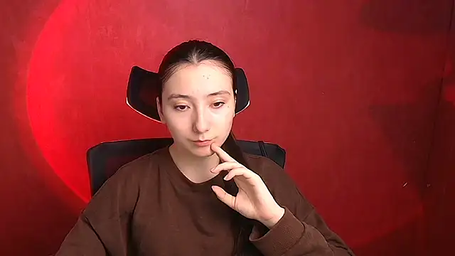 Snapshot of ScarlettVibe_ chatting on 09.27.25 ScarlettVibe online show from 09.27.25