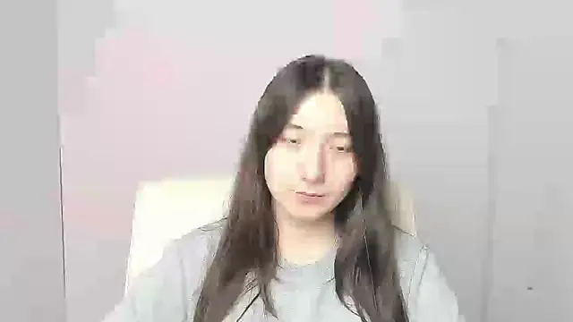 Snapshot of ScarlettVibe_ chatting on 11.08.25 ScarlettVibe online show from 11.08.25