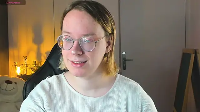 Amanda Butlerr online show from 11.10.25