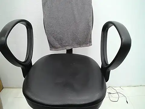  Lady- online show from 12.15.25