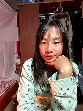 AAANINE22 online show from 09.28.25