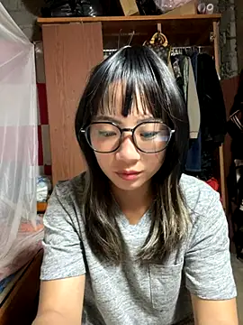 AAANINE22 online show from 10.12.25