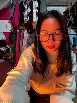 AAANINE22 online show from 11.03.25