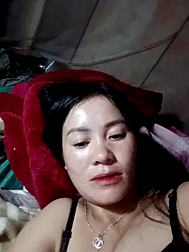 Snapshot of TinTim02 chatting on 10.30.25 TinTim02 online show from 10.30.25