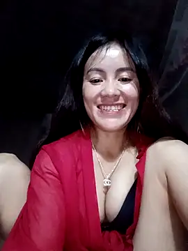 Snapshot of TinTim02 chatting on 10.31.25 TinTim02 online show from 10.31.25