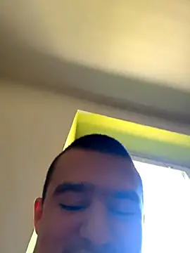 Snapshot of pussyhunter323557 chatting on 10.03.25 pussyhunter323557 online show from 10.03.25