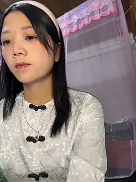 thaoyeuuu online show from 10.25.25