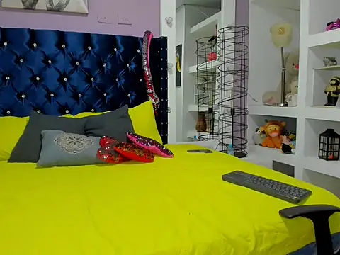 elianaa soto online show from 11.28.25