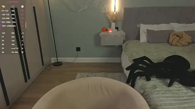 LubaStadt online show from 10.31.25