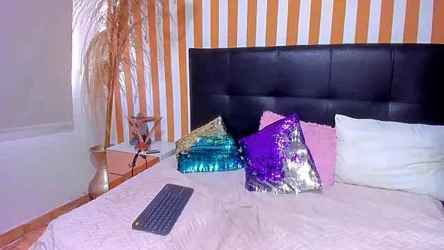 LunaToledo online show from 11.08.25