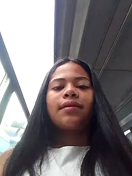 Maddison 18 online show from 09.18.25