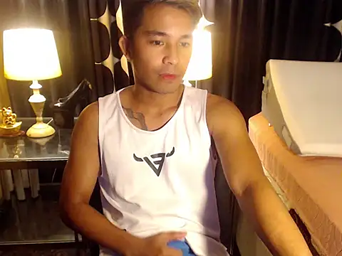 AsianHorseCockOwen online show from 01.12.26