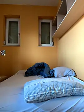 Raveman online show from 10.24.25