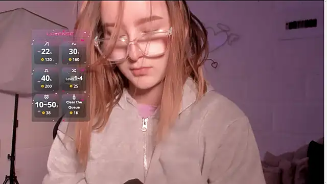 Snapshot of kristal_joi_dl chatting on 09.26.25 kristal joi dl online show from 09.26.25