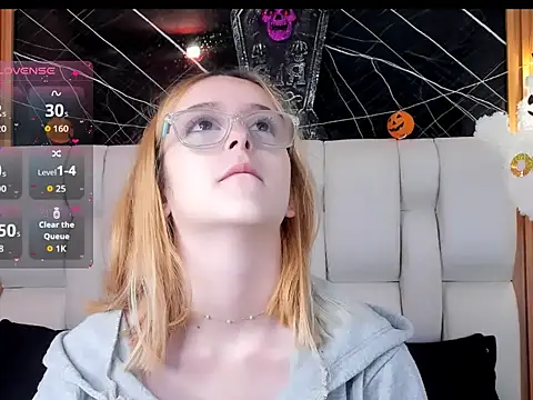 Snapshot of kristal_joi_dl chatting on 10.29.25 kristal joi dl online show from 10.29.25