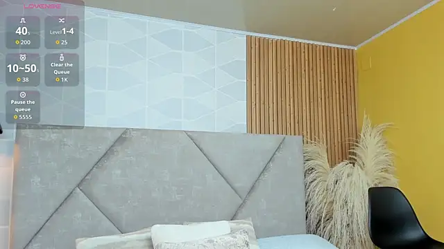 Brunnette Sensation online show from 10.30.25