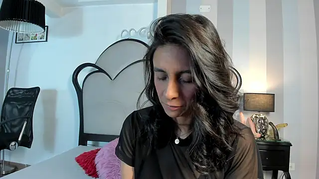Snapshot of MiaAmore_ chatting on 07.21.26 MiaAmore online show from 07.21.26