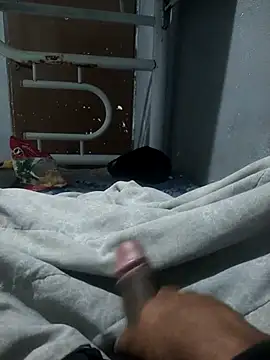 Snapshot of Hrickew chatting on 10.09.25 Hrickew online show from 10.09.25