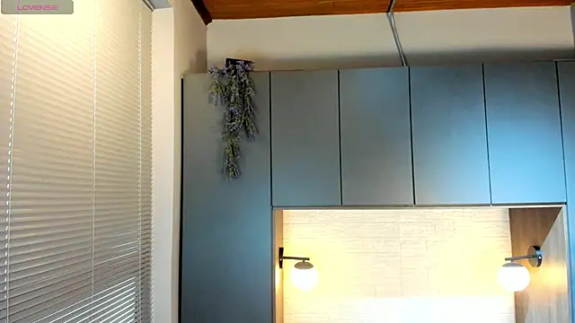 Snapshot of AustinJones_ chatting on 11.02.25 AustinJones online show from 11.02.25