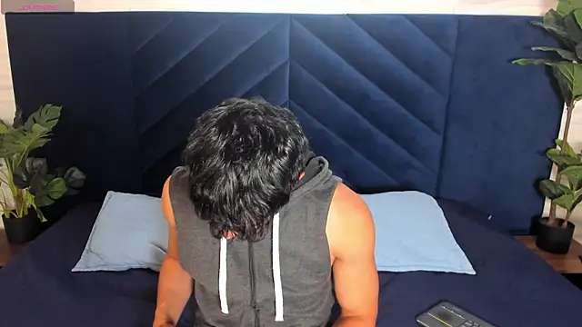 AustinJones  online show from 01.17.26