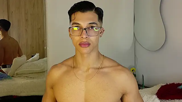 Troye Williams online show from 04.11.26