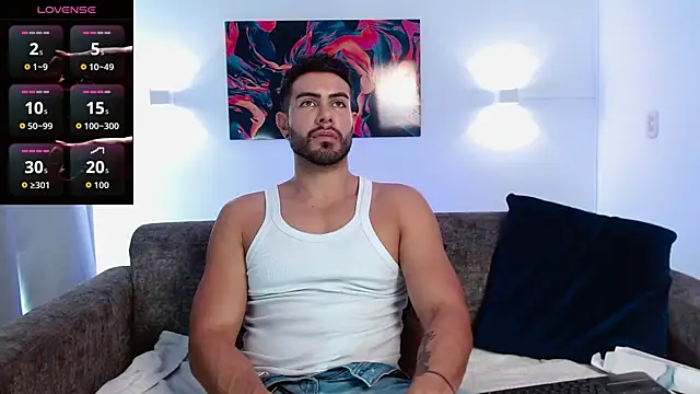 Snapshot of ZarekFox chatting on 10.02.25 ZarekFox online show from 10.02.25