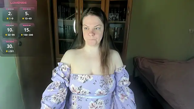 MiaLores online show from 04.11.26