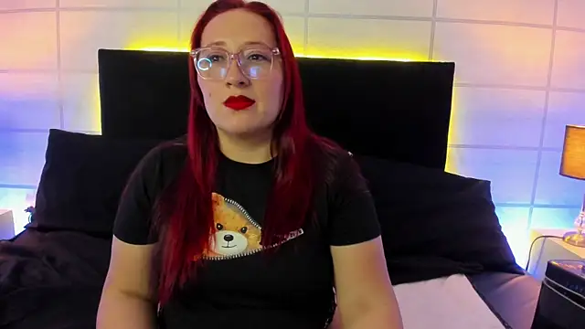 fieryluciana online show from 10.16.25