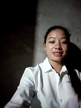 Snapshot of milo123-xx chatting on 10.12.25 milo123-xx online show from 10.12.25