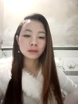 Snapshot of milo123-xx chatting on 10.25.25 milo123-xx online show from 10.25.25