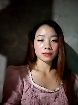 Snapshot of milo123-xx chatting on 10.26.25 milo123-xx online show from 10.26.25